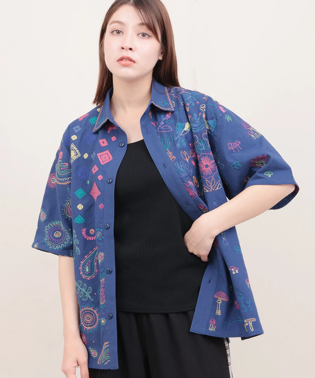 go slow caravan レーヨンコットンスクエア刺繍半袖シャツ【WEB限定