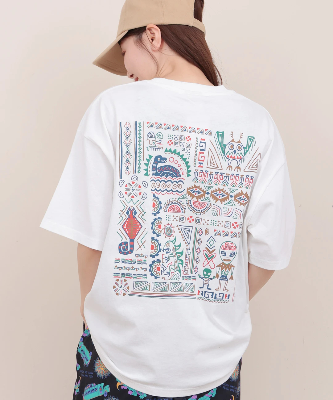 キカUMAsプリントTシャツ