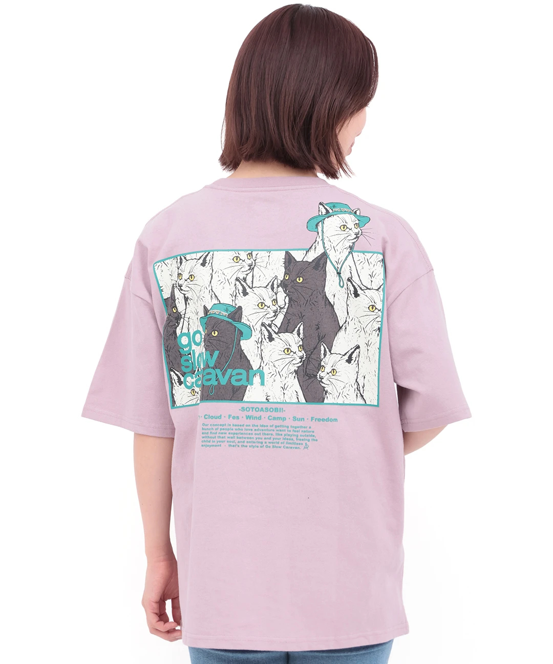 go slow caravan スクエアロゴバックプリントTシャツ【WEB限定】 go slow caravan スクエアロゴバックプリントTシャツ【WEB限定