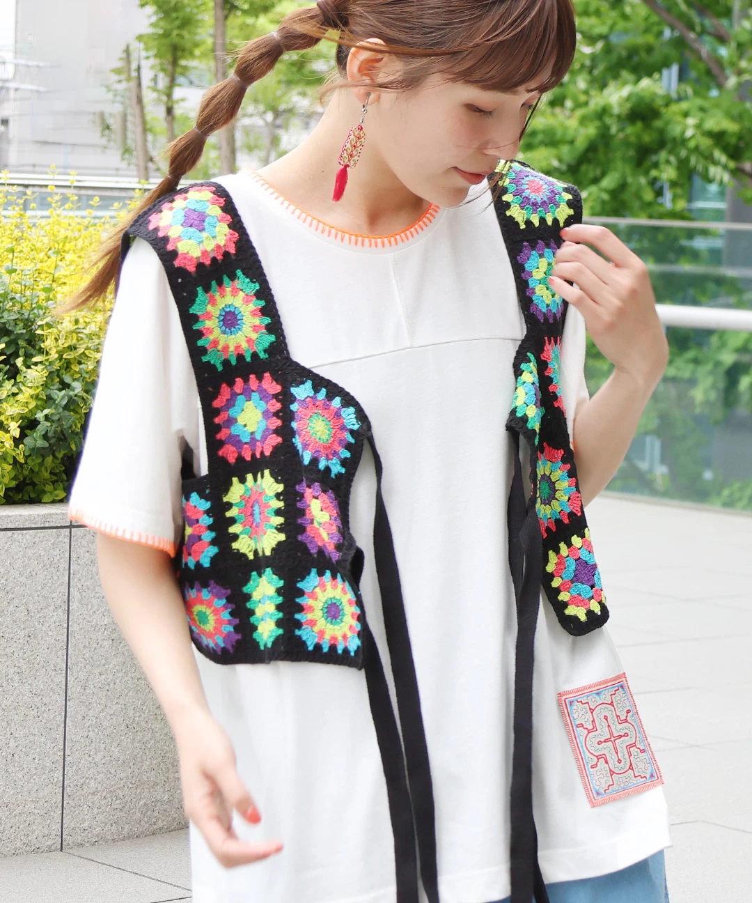 【特別セール品】 / 2WAYカラフルクロシェ風ベスト ニット・セーター エスニック | トップス