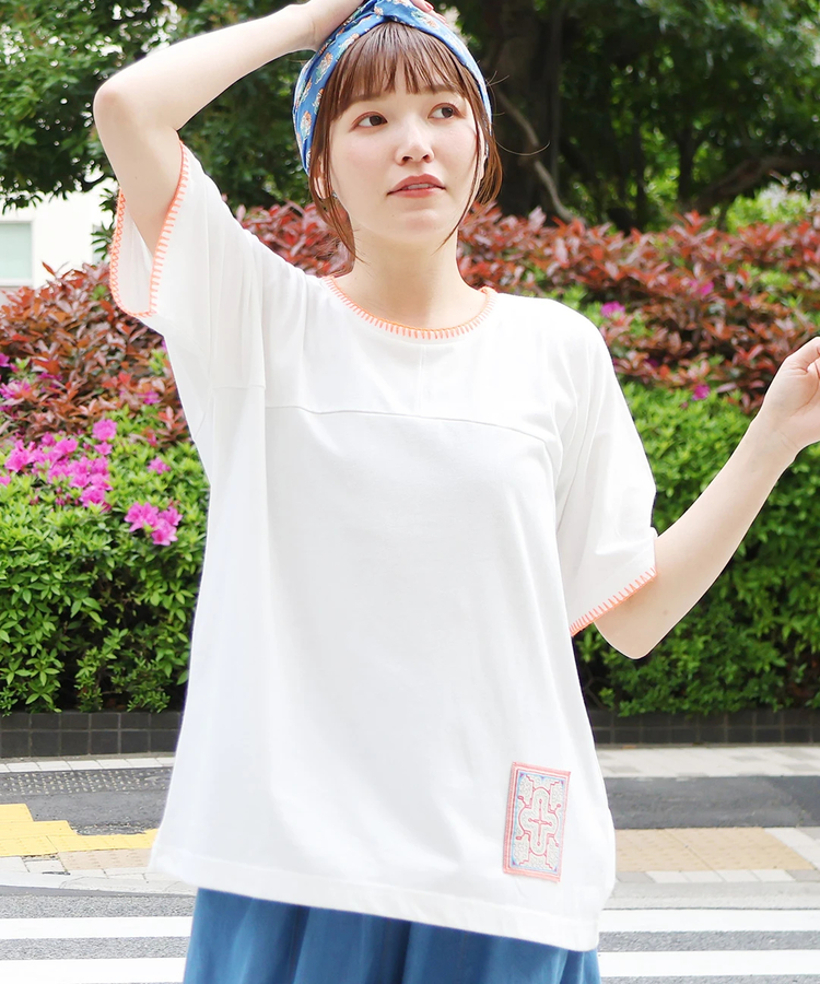 チチカカ |ブランケットステッチトリムTシャツ