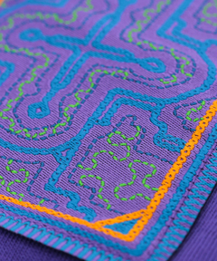 チチカカ |ブランケットステッチトリムTシャツ