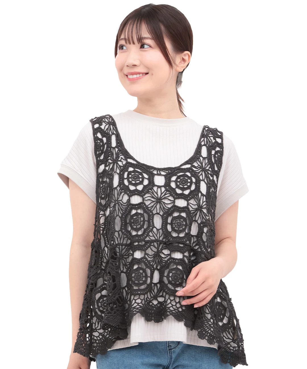 紅花でベスト パッチワーク風花柄キルトベスト》 小花柄のかわいいキルト