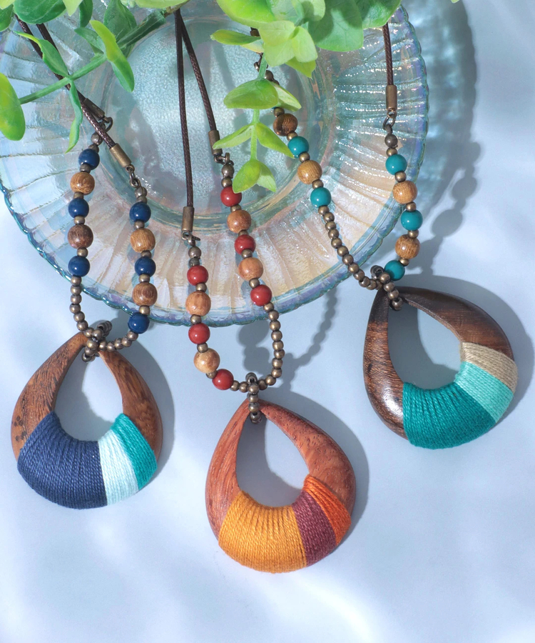 チチカカ |糸巻ウッドネックレス