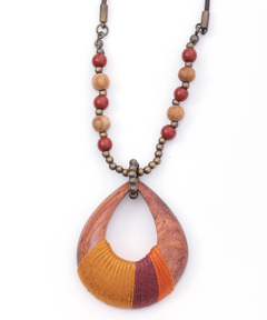 チチカカ |糸巻ウッドネックレス