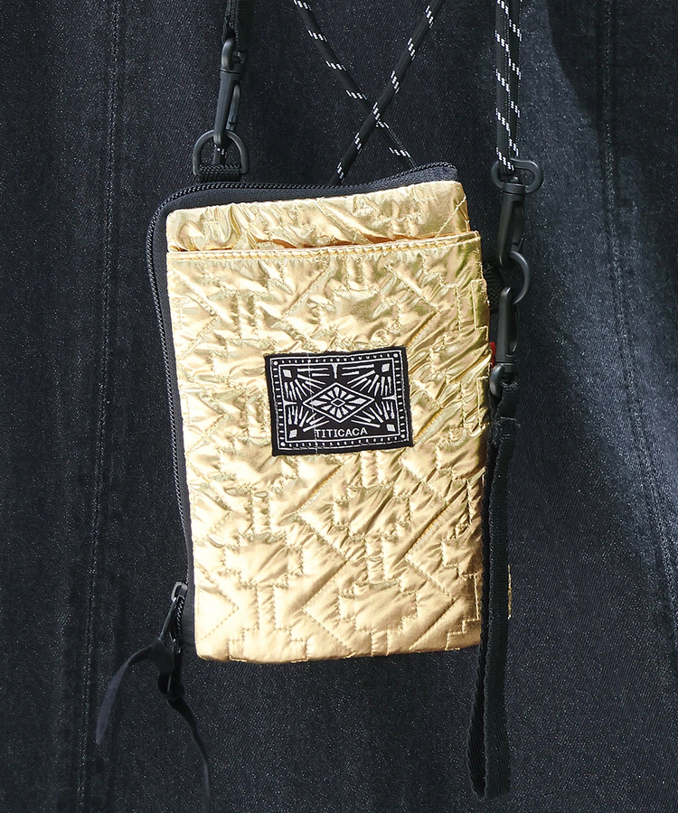 チチカカ |シャイニーキルティングスマホショルダーポーチ