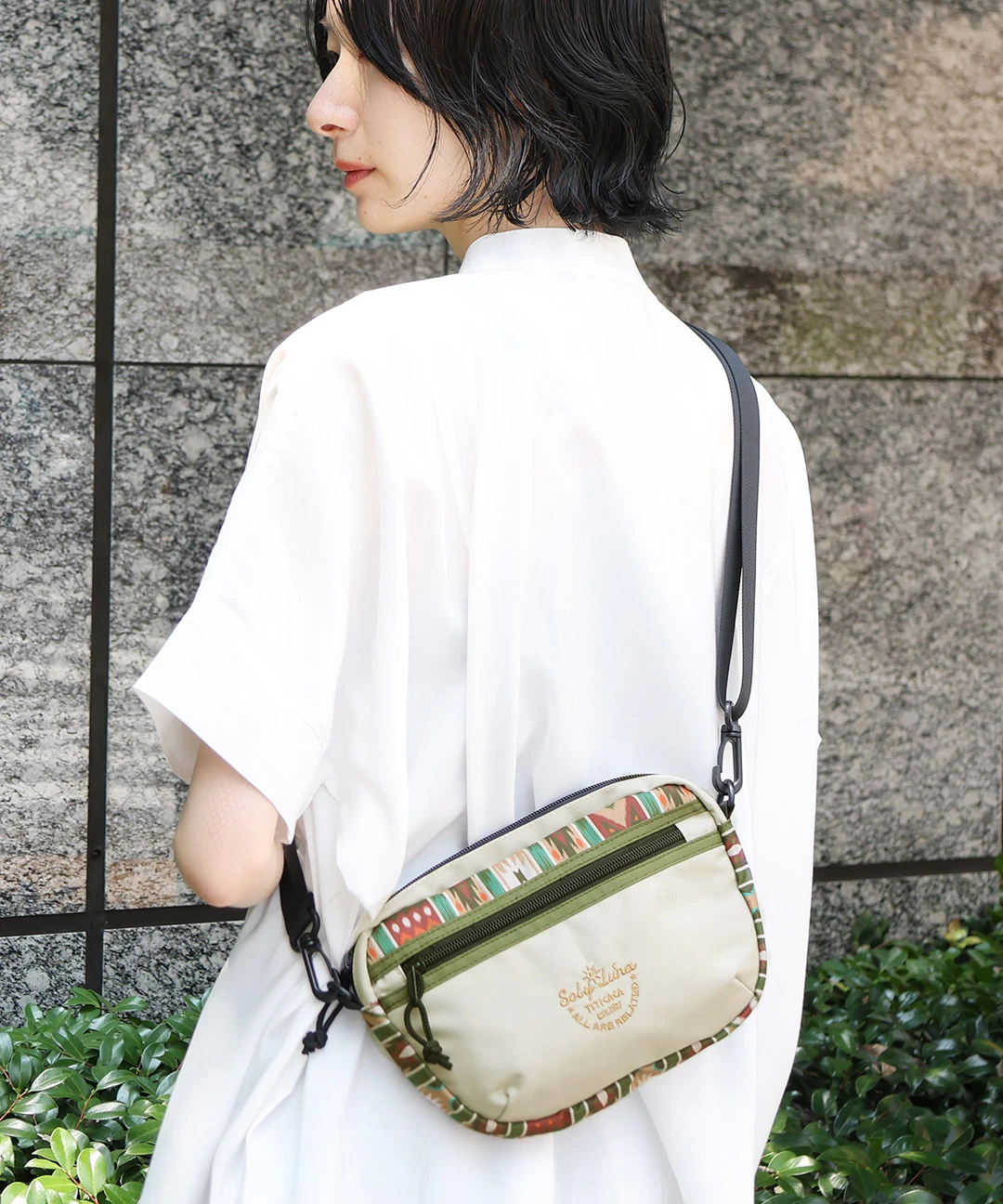 ★美品★SANTI ポーチ・ショルダーバッグ マルチプルショルダーポーチ / ショルダーバッグ・ボディバッグ