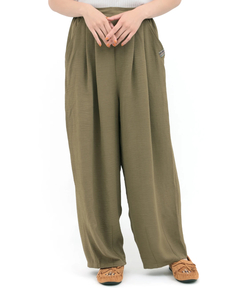 チチカカ |接触冷感タックコクーンパンツ