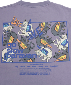 チチカカ |go slow caravan USAコットンスクエアロゴバックプリントTシャツ【WEB限定】