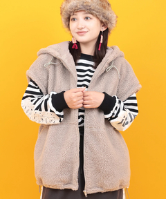 チチカカ |Orale! ボアジップフードベスト