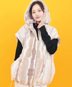 チチカカ |Orale! ボアジップフードベスト