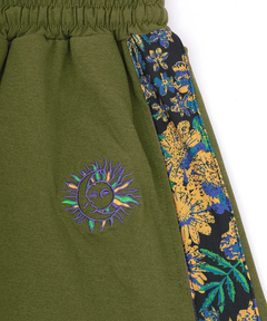 チチカカ |ドライ軽量ストレッチUVラインスカート