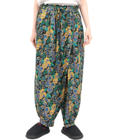 チチカカ |ドライ軽量ストレッチUVタイ風パンツ