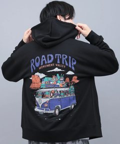 チチカカ |チビカチナバスプリントジップパーカー