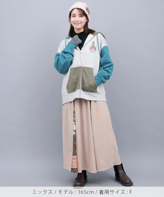 チチカカ |チビカチナバスプリントジップパーカー