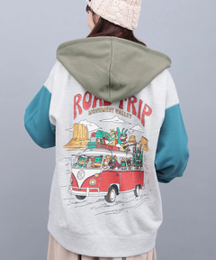 チチカカ |チビカチナバスプリントジップパーカー