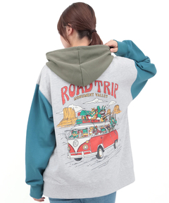 チチカカ |チビカチナバスプリントジップパーカー