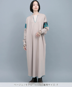 チチカカ |裏シャギースリットネックワンピース