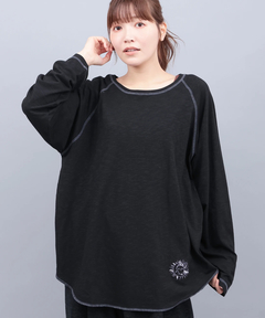 チチカカ |吸湿発熱ワンポイント刺繍ロングTシャツ