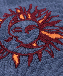 チチカカ |吸湿発熱ワンポイント刺繍ロングTシャツ