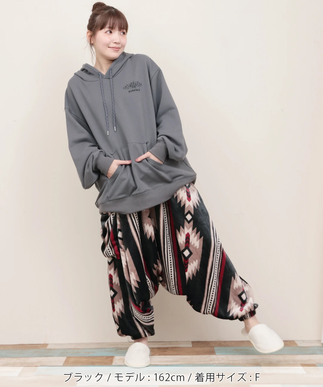 ✿もゆる✿センソユニコ✿ サルエルパンツ 赤い模様 Senso unico/センソユニコ】i+mu 美品 刺繍サルエルパンツ/v88