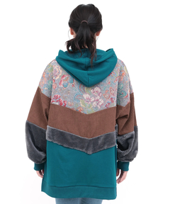 チチカカ |Amina ファーベルトップス