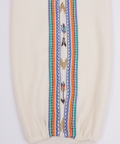 チチカカ |裏シャギーボア刺繍ポカクルーネックプルオーバー