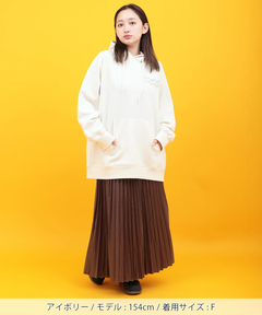 チチカカ |Orale! 裏起毛ロゴパッチフーディー