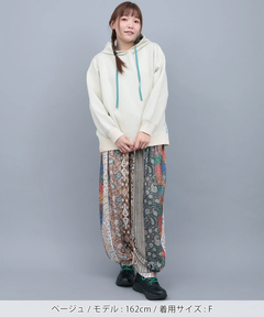 チチカカ |ファブリックプリント&ブラックパンツ