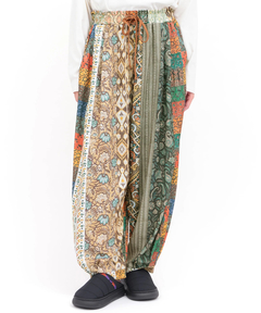 チチカカ |ファブリックプリント&ブラックパンツ