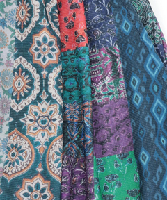 チチカカ |ファブリックプリント&ブラックパンツ