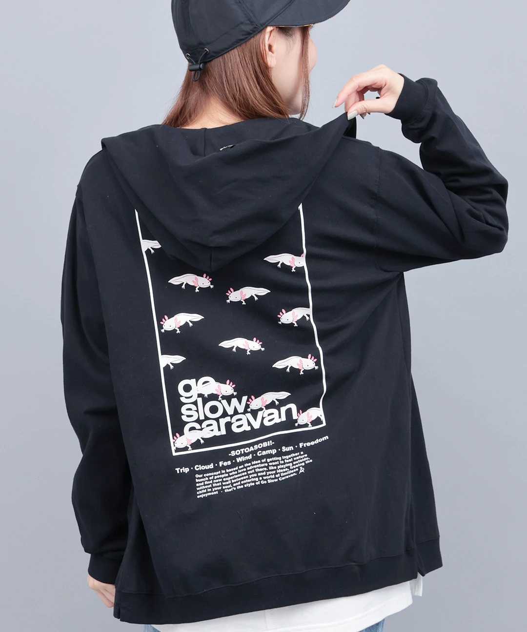 go slow caravan スクエアバックプリントジップパーカー【WEB限定