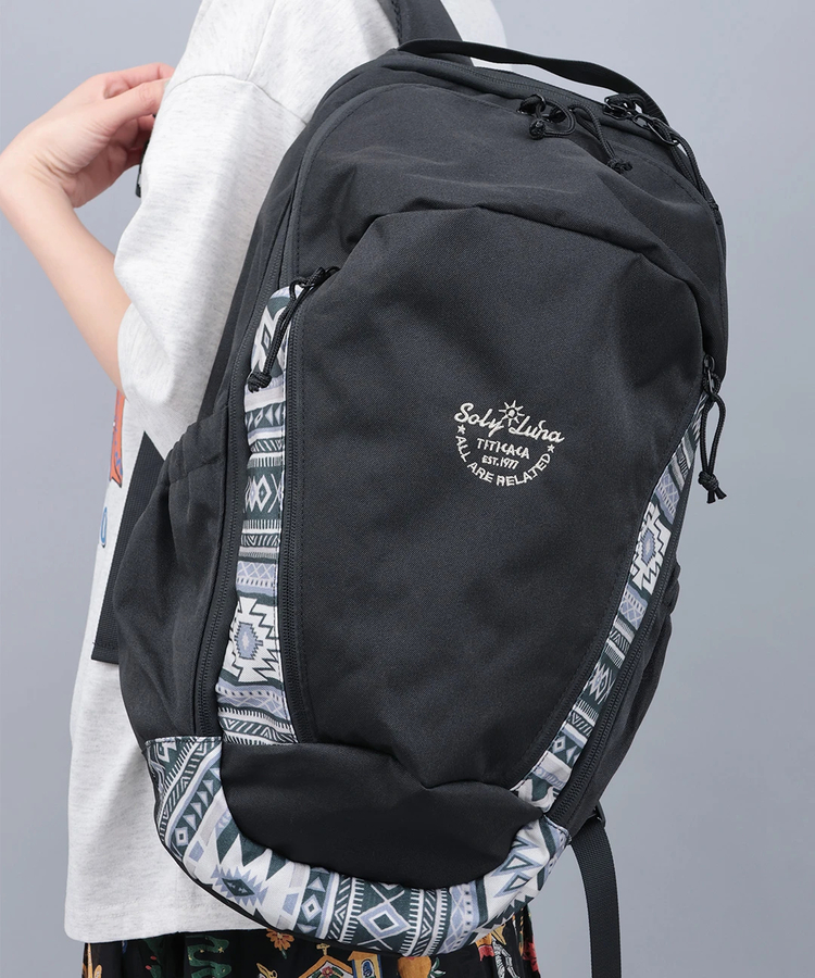 チチカカ |フルオープンバックパック