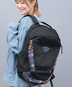 チチカカ |フルオープンバックパック