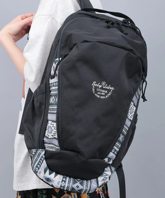 チチカカ |フルオープンバックパック