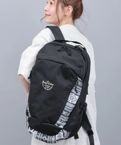 チチカカ |フルオープンバックパック