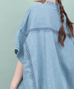 チチカカ |Rico ライトデニムメヒコタイル刺繍シャツ