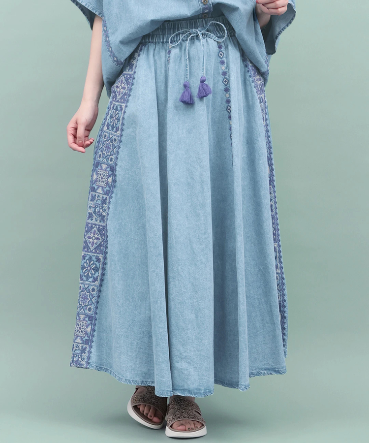 チチカカ |Rico ライトデニムメヒコタイル刺繍フレアスカート