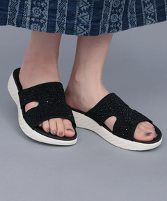 チチカカ |キラキラニットアッパーライトサンダル