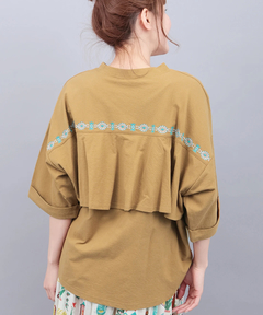 チチカカ |バックフレアコンチョ刺繍Tシャツ