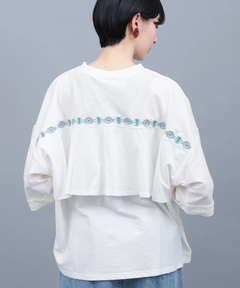 チチカカ |バックフレアコンチョ刺繍Tシャツ