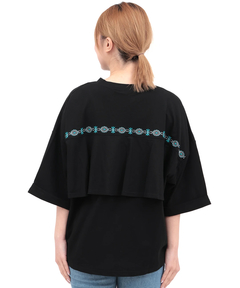 チチカカ |バックフレアコンチョ刺繍Tシャツ