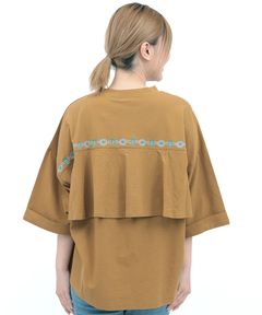 チチカカ |バックフレアコンチョ刺繍Tシャツ