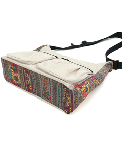 チチカカ |立体ポケットショルダーバッグ