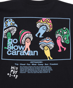 チチカカ |go slow caravan USAコットンスクエアロゴTシャツ