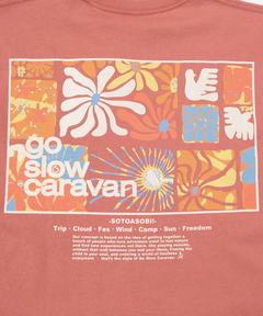 チチカカ |go slow caravan USAコットンスクエアロゴTシャツ