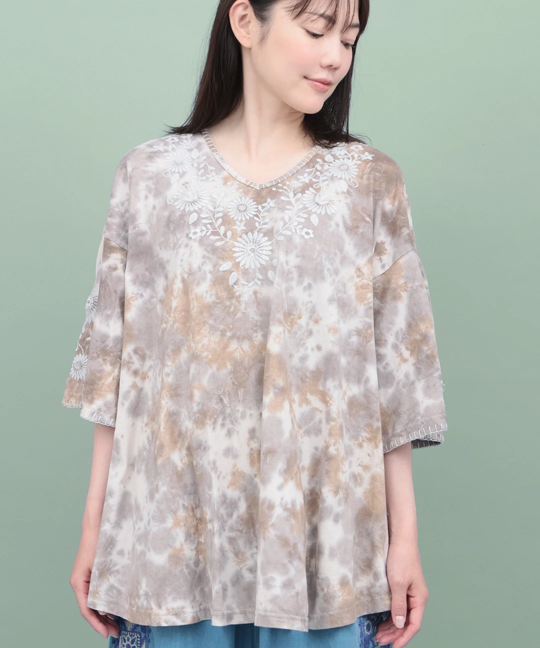 ムラ染フロール刺繍チュニックTシャツ / チュニック | エスニック