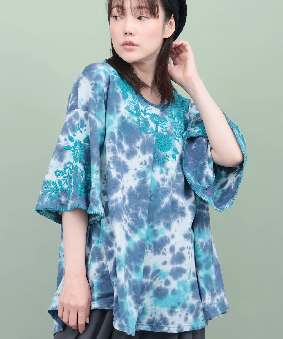 ムラ染フロール刺繍チュニックTシャツ / チュニック | エスニック