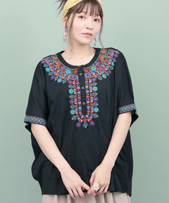 チチカカ |ウィピール刺繍プルオーバー
